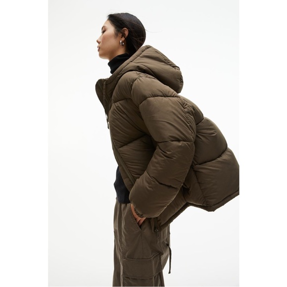 Green Hooded Puffer Jacket (S, L) - Picture 2 of 7